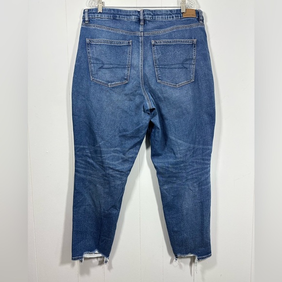 American Eagle Jeans Women's Size 18 Reg Blue Denim Curvy Mom Stretch Distressed - Picture 6 of 14